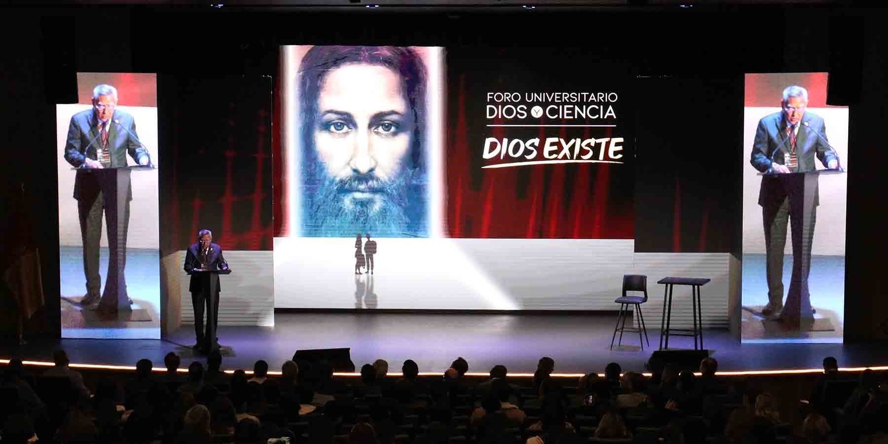 Foro Universitario Dios y Ciencia